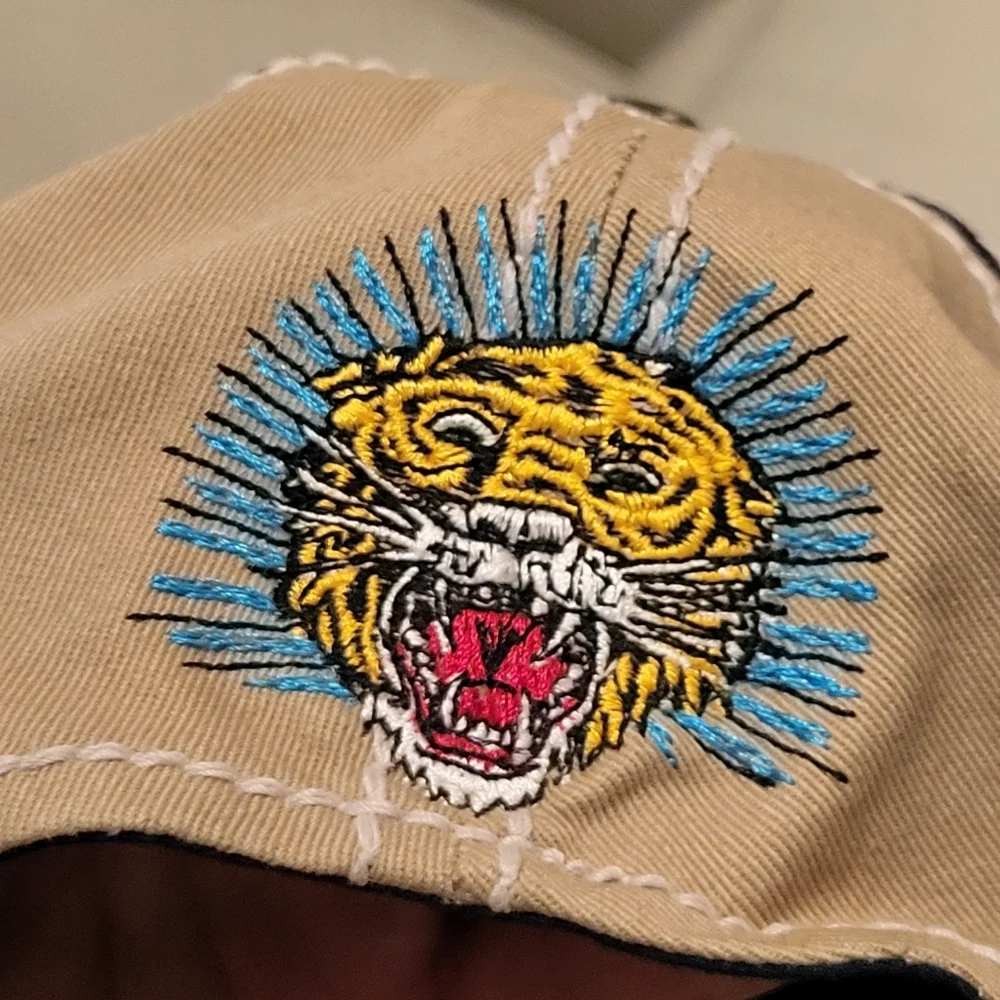 Ed Hardy Trucker baseball cap hat - Picture 4 of 9